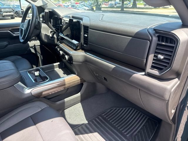 Used 2025 Chevrolet Silverado 2500 LT w/ Trail Boss Package AWD/4WD image 16