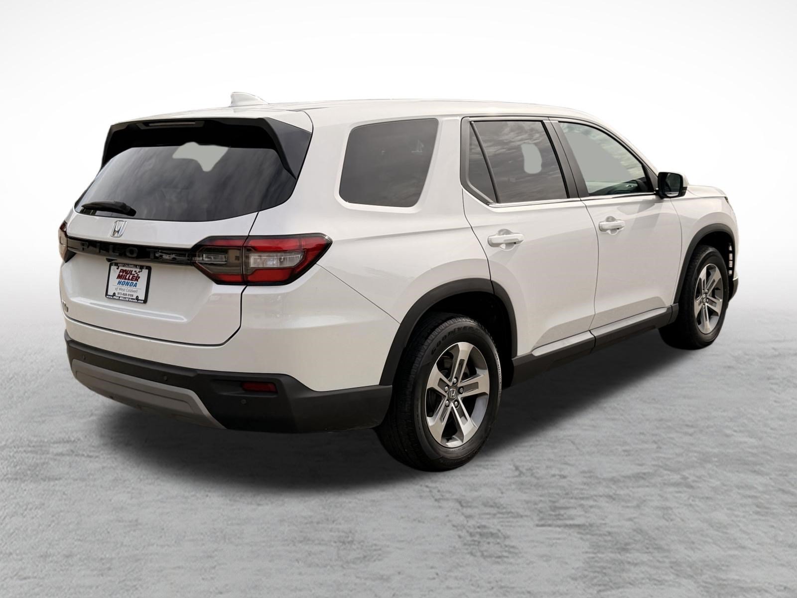 Used 2024 Honda Pilot EX-L image 6