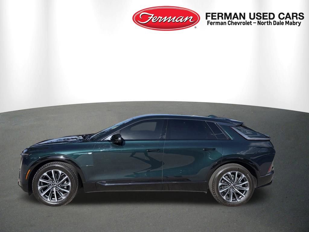 Used 2024 Cadillac Lyriq Sport AWD/4WD image 11