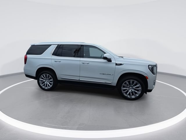 Used 2024 GMC Yukon Denali AWD/4WD image 9