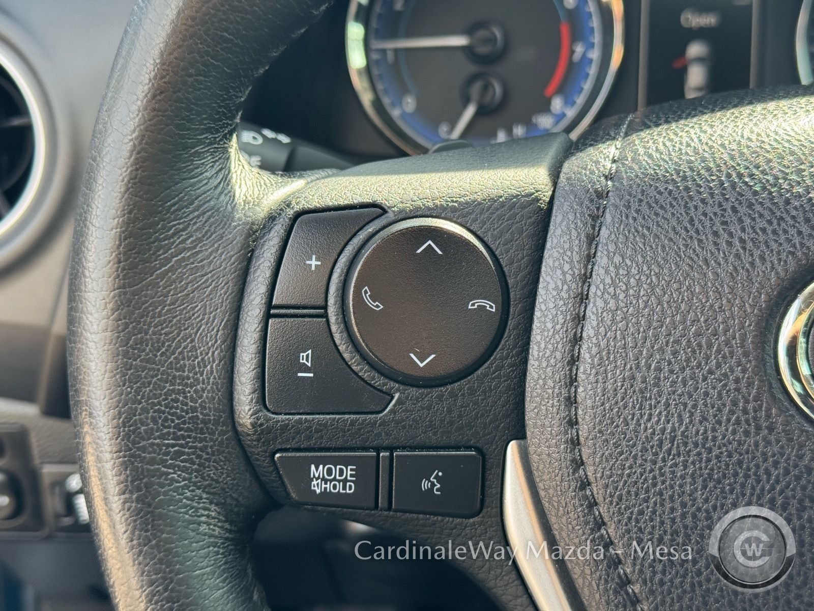 Used 2019 Toyota Corolla SE w/ Carpet Mat Package (TMS) FWD image 20
