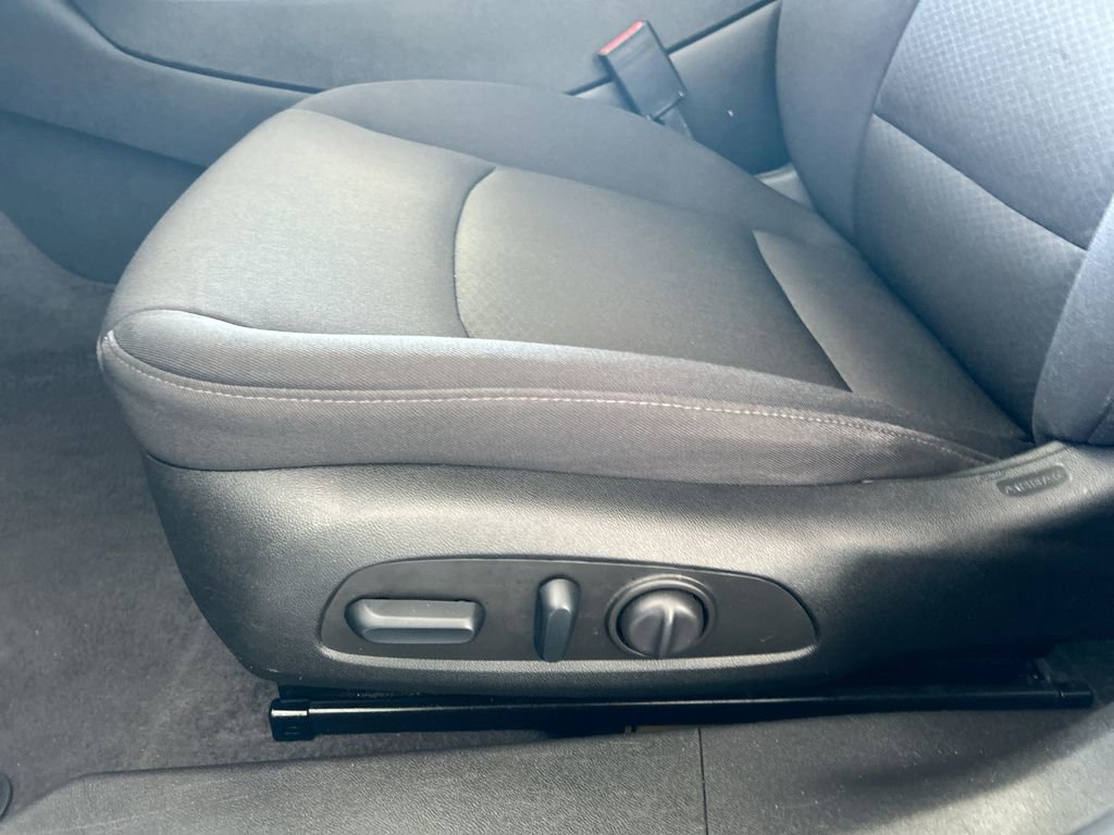 Used 2024 Chevrolet Malibu LT FWD image 12