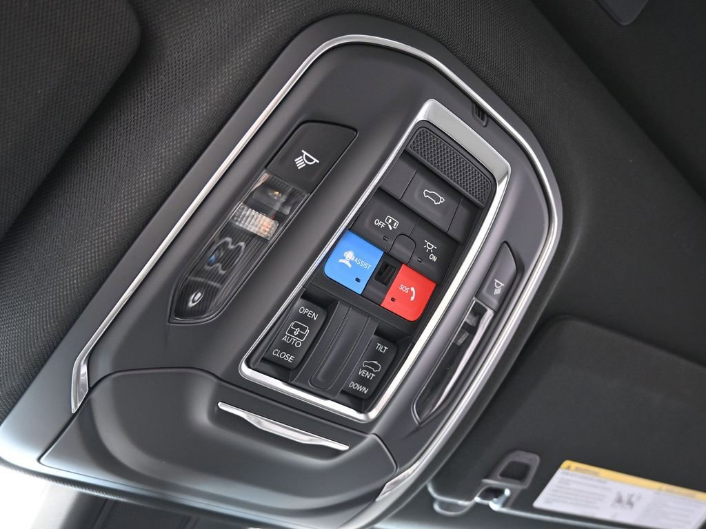 New 2025 Jeep Grand Cherokee Laredo image 20