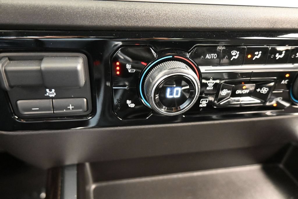 Used 2024 Chevrolet Silverado 1500 RST RWD image 29