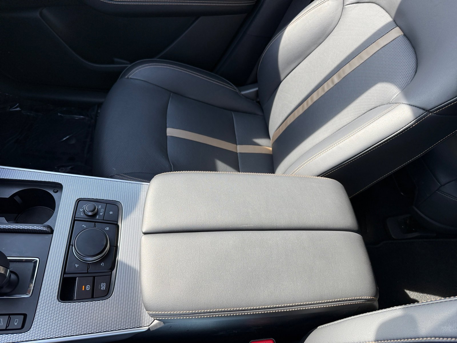 Certified 2025 MAZDA CX-90 Plug-In Hybrid w/ Premium Plus image 14