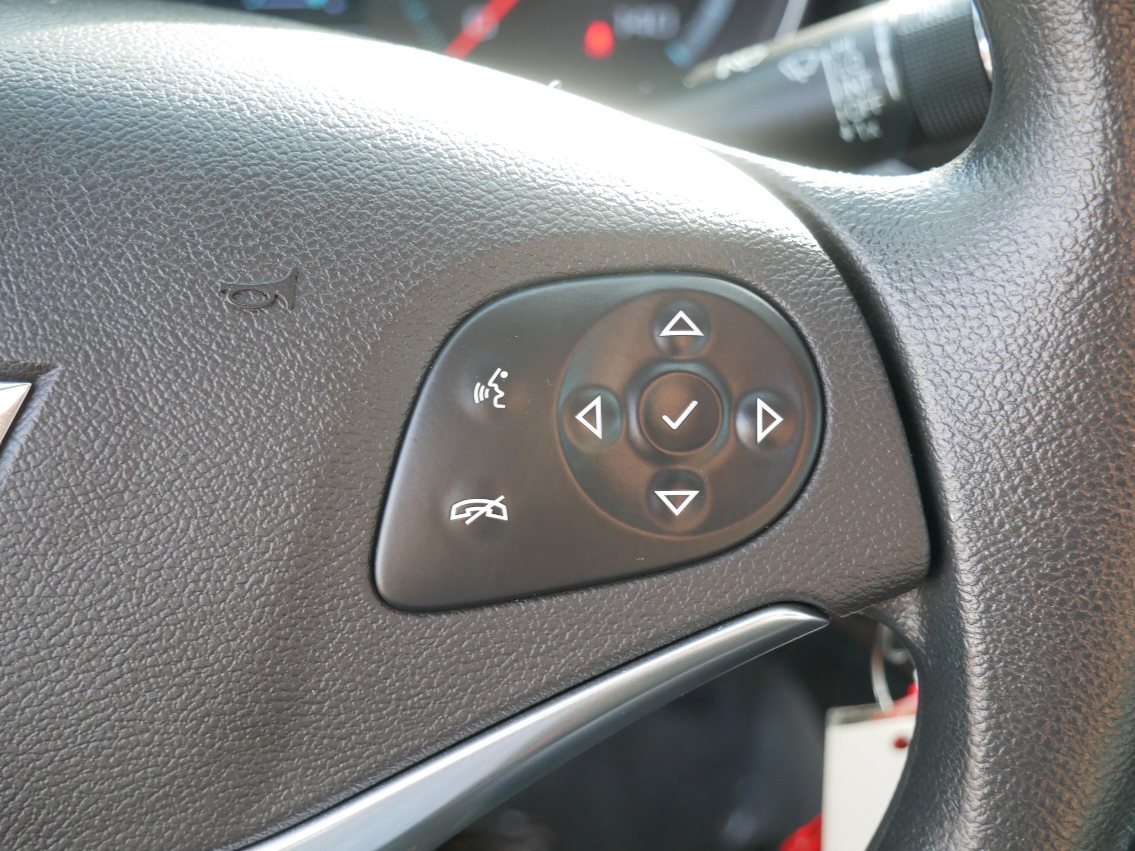 Used 2017 Chevrolet Impala LS image 29