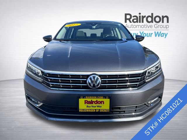 Used 2017 Volkswagen Passat 1.8T SEL Premium FWD image 2