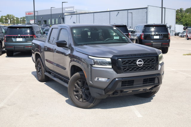Certified 2023 Nissan Frontier SV w/ Midnight Edition Package AWD/4WD image 2