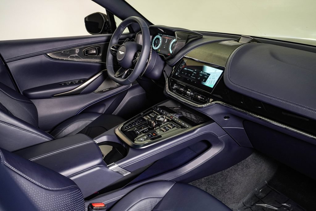 Used 2026 Aston Martin DBX S AWD/4WD image 17