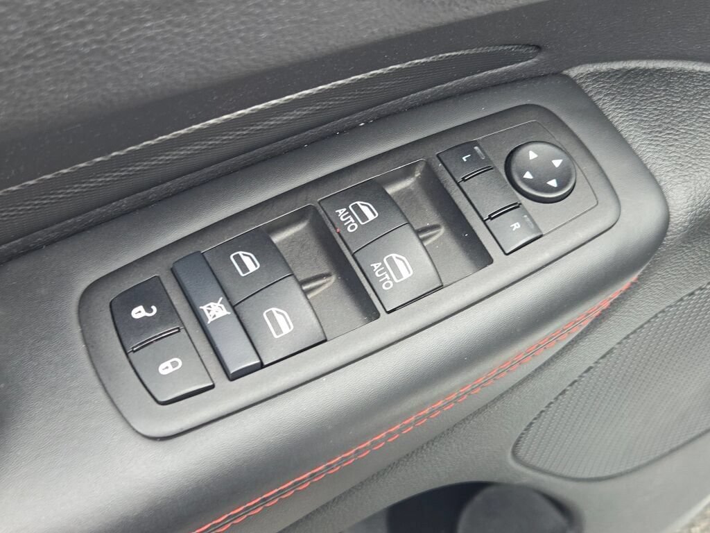 Certified 2024 Dodge Durango GT AWD/4WD image 33