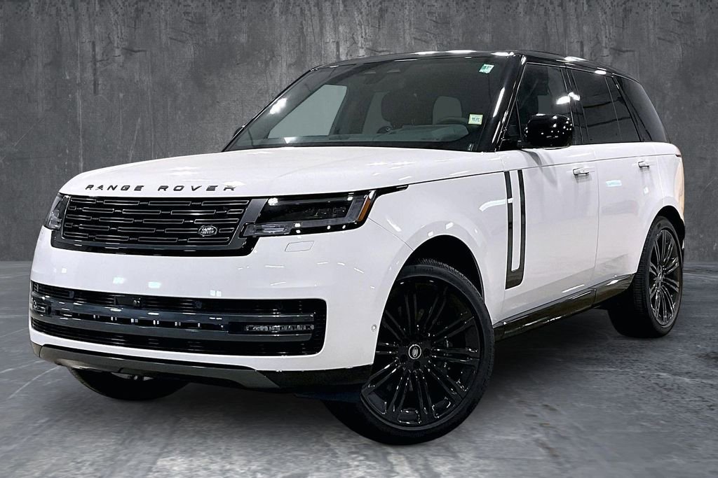 Used 2025 Land Rover Range Rover SE