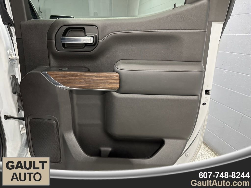 Used 2019 Chevrolet Silverado 1500 High Country w/ Technology Package image 19