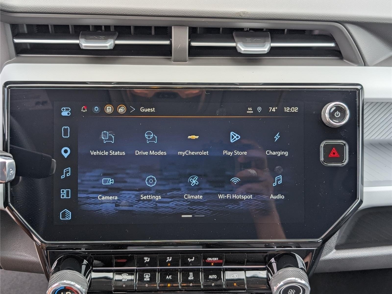 New 2027 Chevrolet Bolt LT FWD image 21