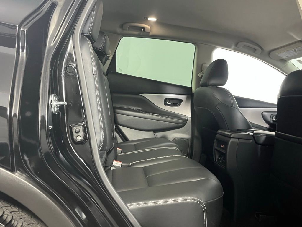 Used 2024 Nissan Murano SV image 27