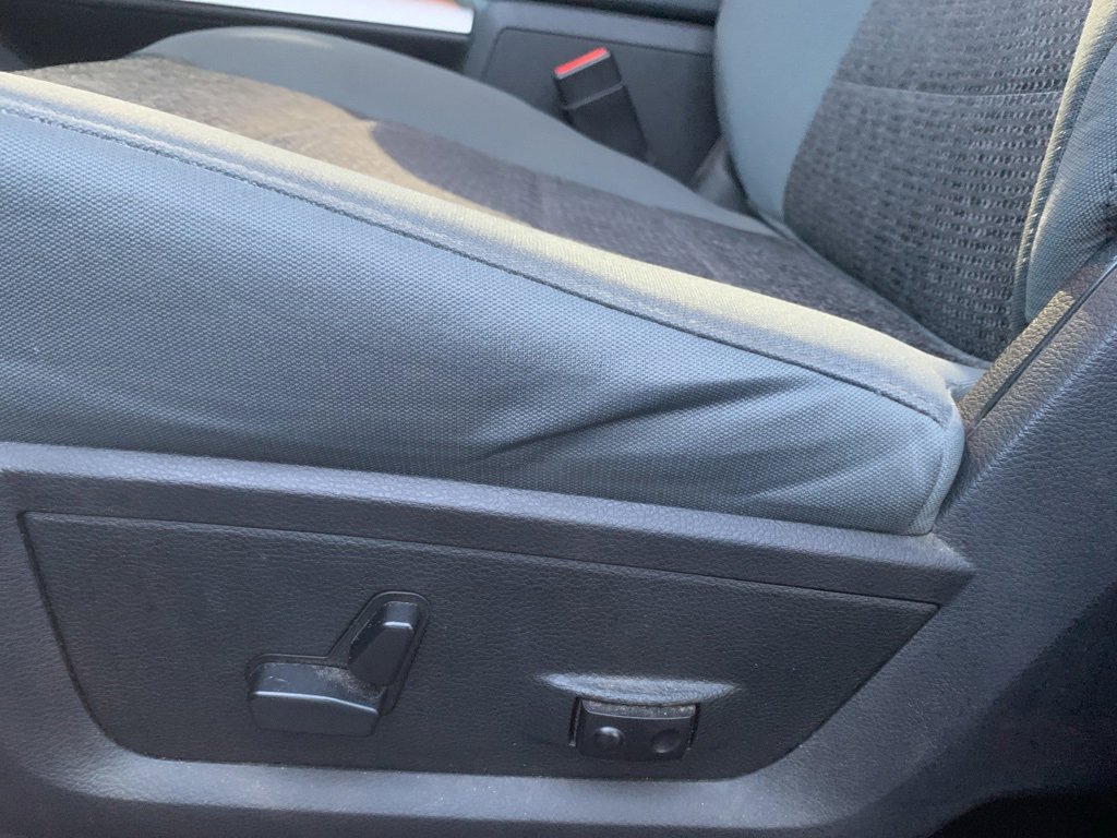 Used 2017 RAM 3500 Big Horn w/ Sport Appearance Group image 11