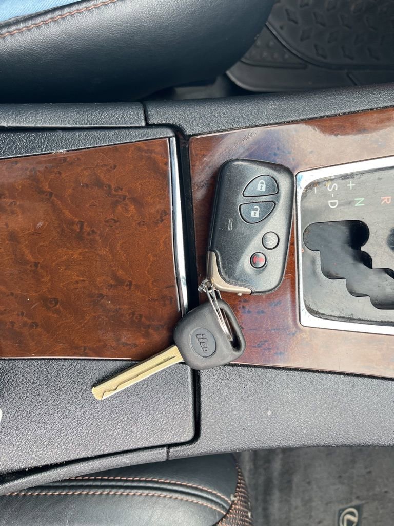 Used 2010 Lexus ES 350 image 26