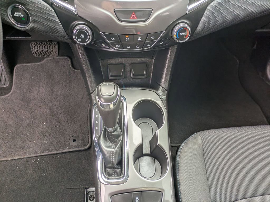 Used 2017 Chevrolet Cruze LT w/ Convenience Package image 18