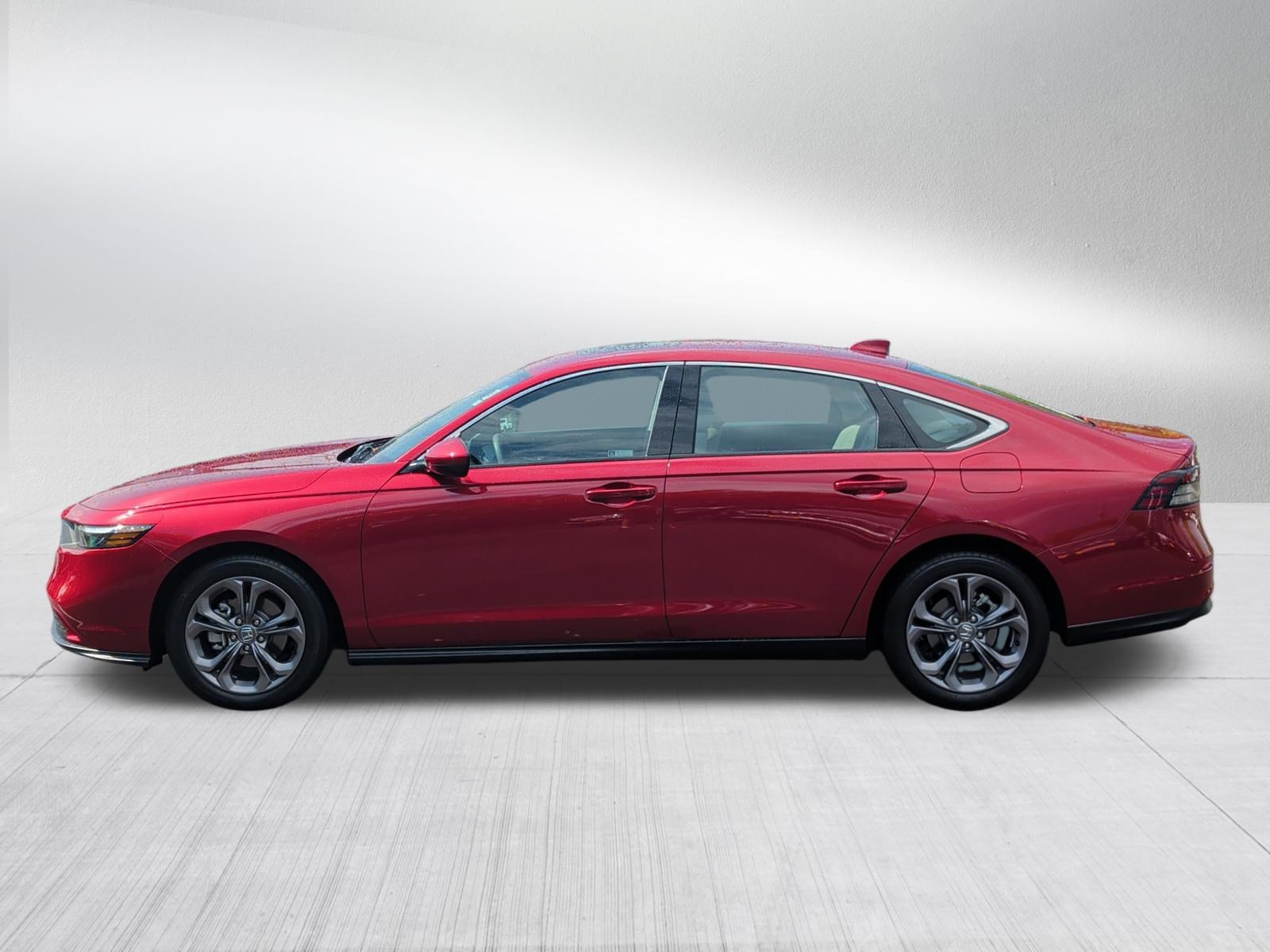 Certified 2024 Honda Accord EX image 4