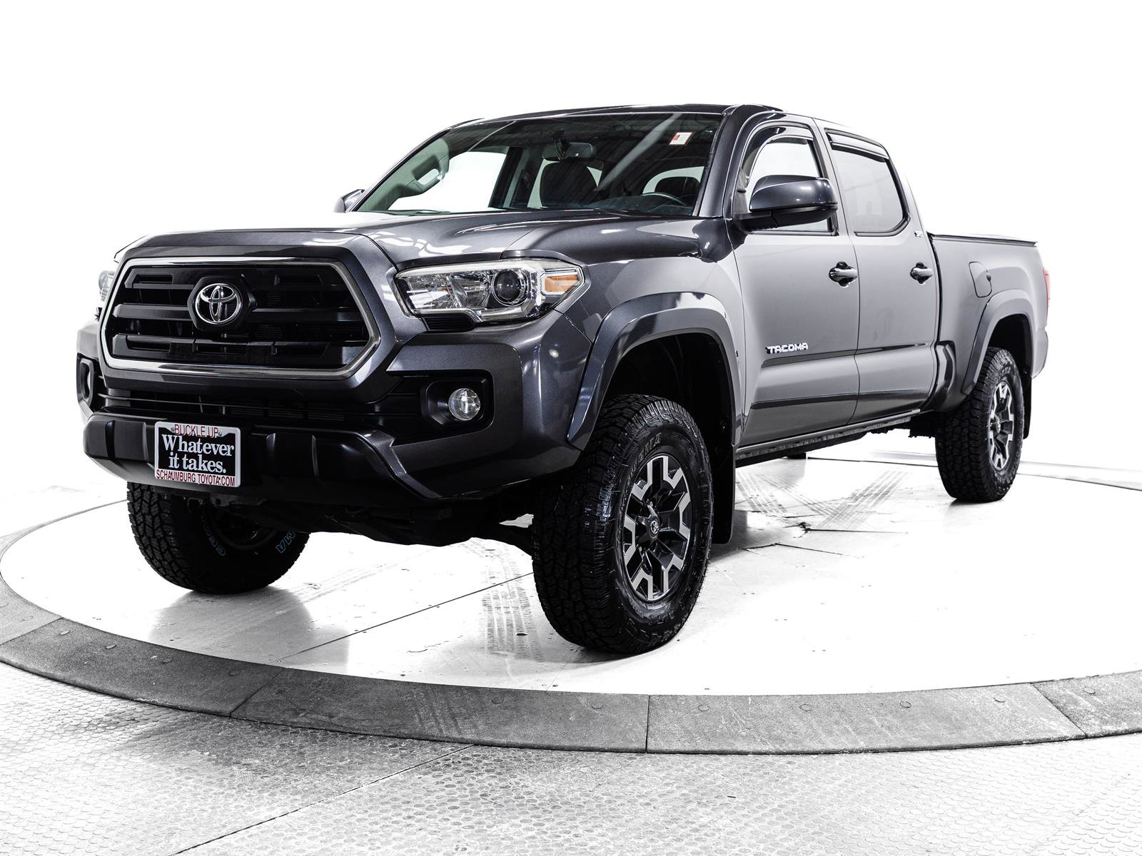 Certified 2016 Toyota Tacoma SR5 w/ SR5 Appearance Package (SN) image 3