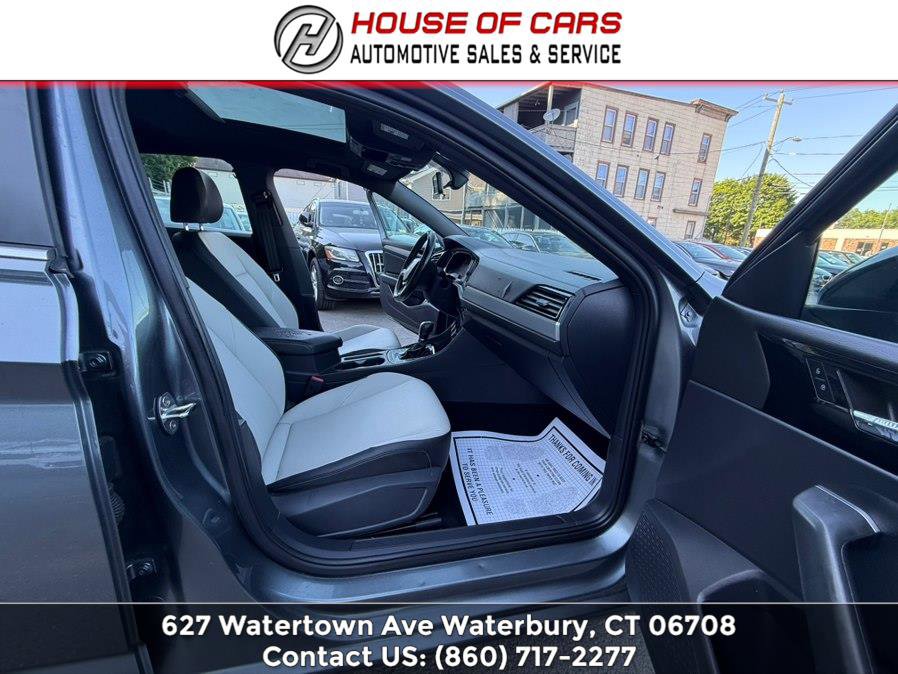 Used 2019 Volkswagen Jetta R-Line FWD image 31