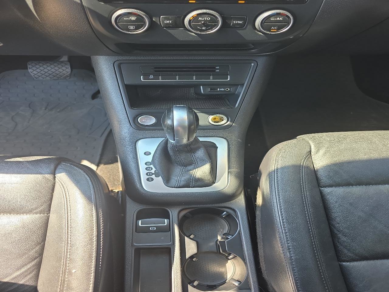 Used 2017 Volkswagen Tiguan Sport image 17