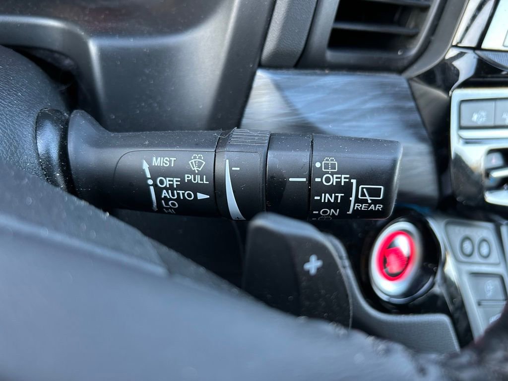 Used 2025 Honda Odyssey Elite image 25