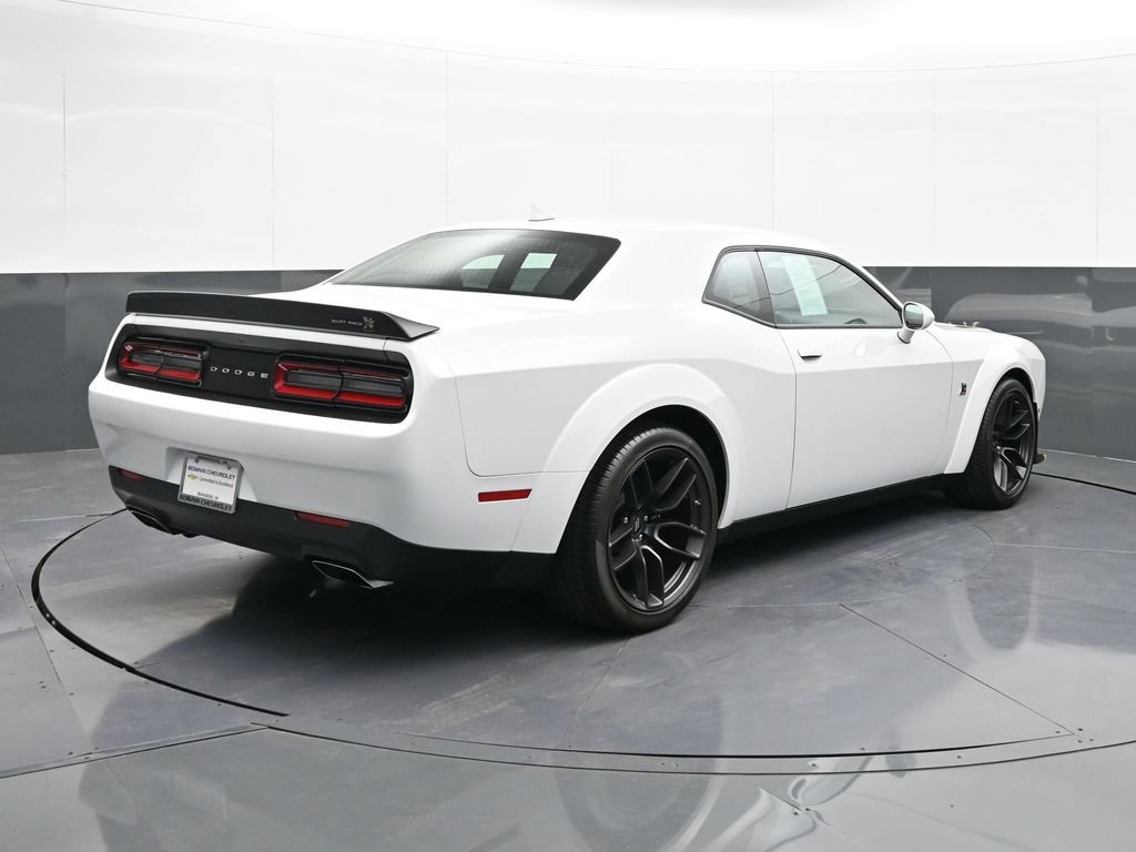 Used 2022 Dodge Challenger R/T Scat Pack RWD image 5