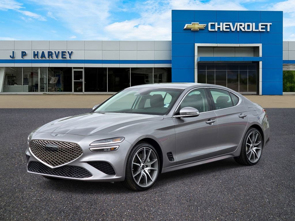 Used 2025 Genesis G70 2.5T RWD image 3