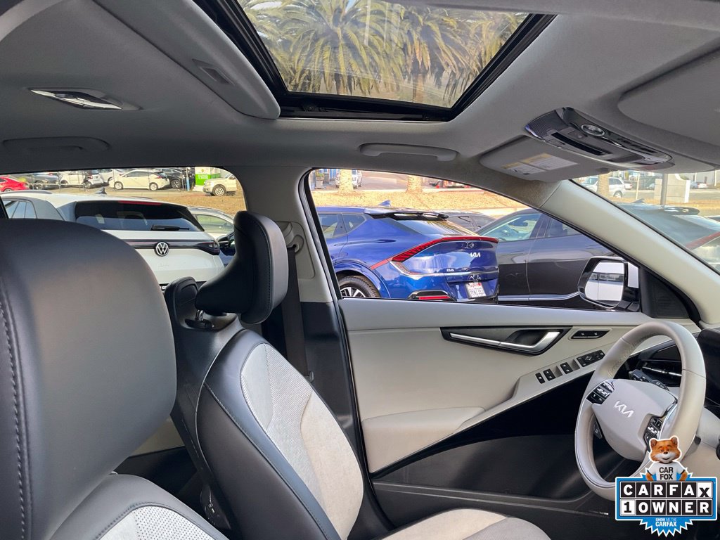 Used 2025 Kia Niro Wave w/ Wave Preserve Package FWD image 61