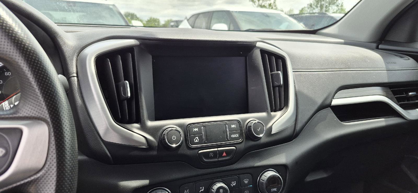 Used 2022 GMC Terrain SLE w/ Driver Convenience Package FWD image 9