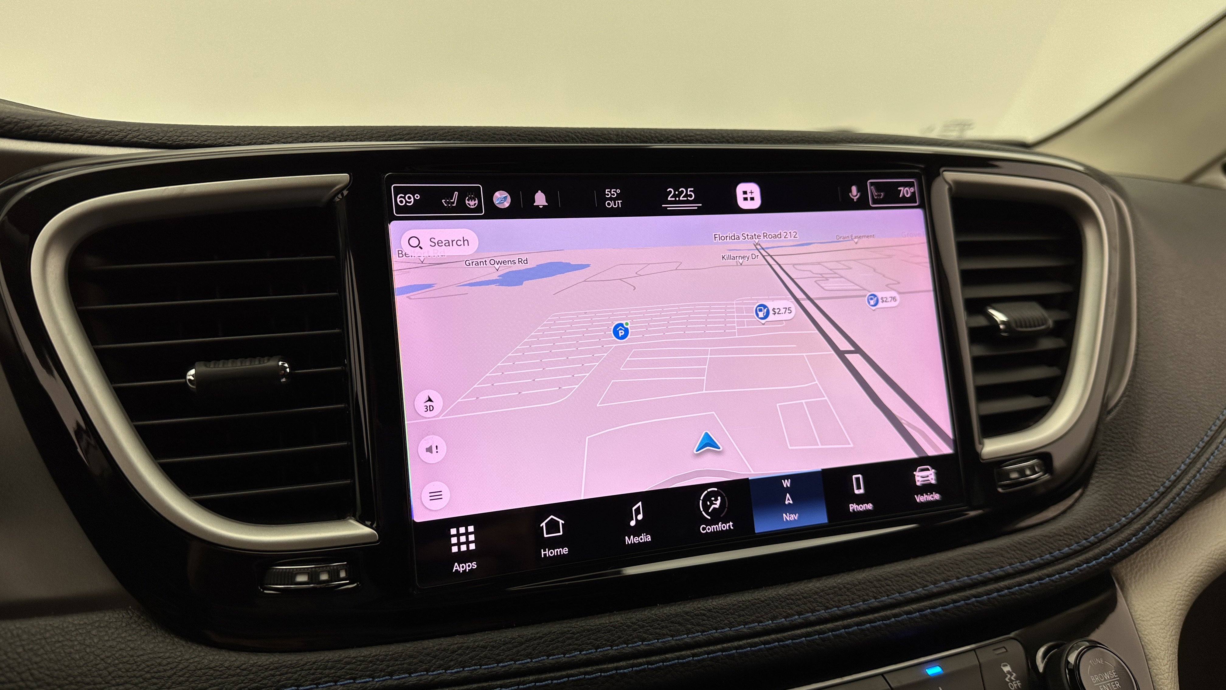 Used 2021 Chrysler Pacifica Touring-L FWD image 5