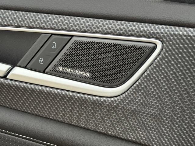 Used 2024 Volkswagen Atlas Cross Sport SEL Premium R-Line image 25