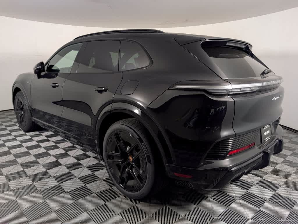 New 2026 Porsche Cayenne S AWD/4WD image 3
