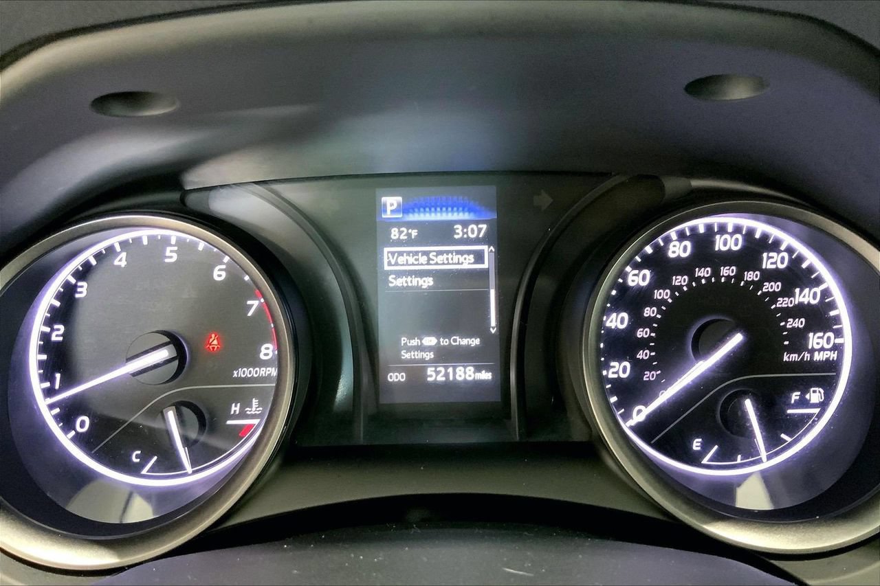 Used 2024 Toyota Camry SE FWD image 23