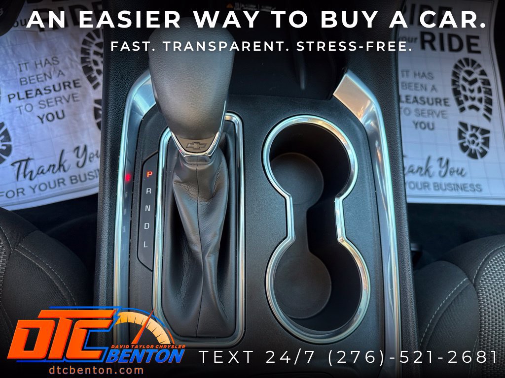 Used 2023 Chevrolet Traverse LT FWD image 24
