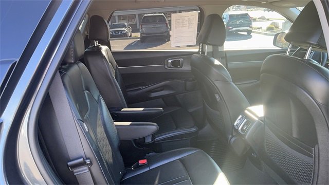 Certified 2024 Kia Sorento X-Line EX image 19