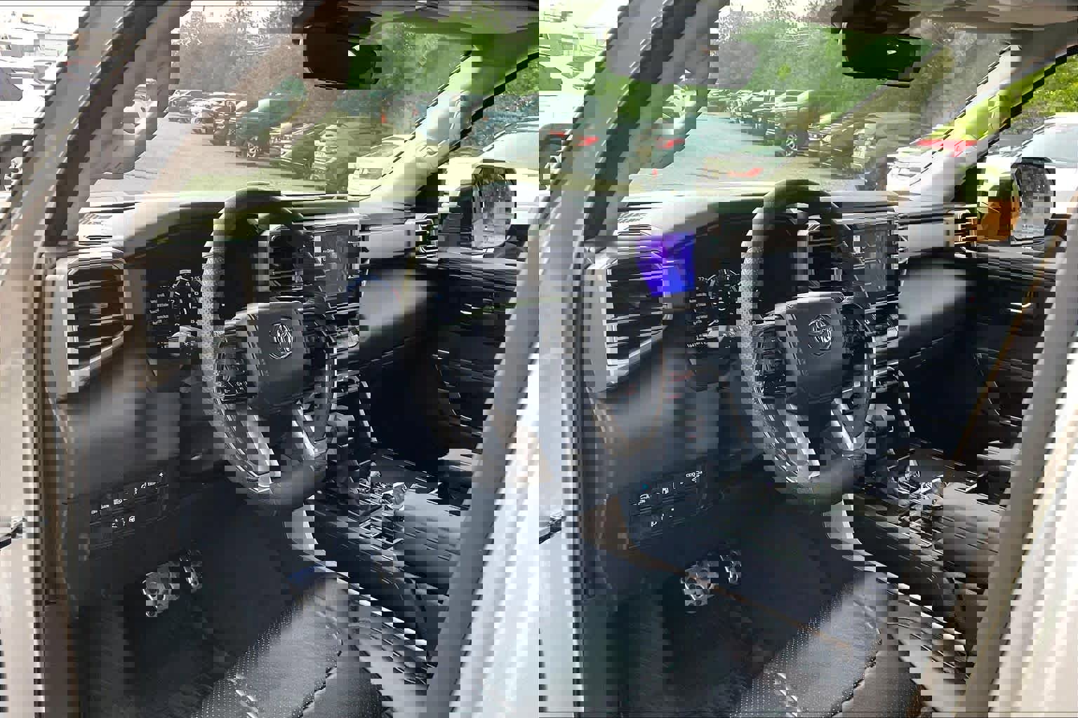 Used 2024 Toyota Sequoia SR5 w/ TRD Off-Road Package AWD/4WD image 18