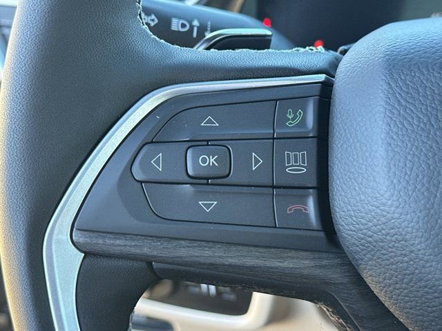 New 2025 Jeep Grand Cherokee L Limited w/ Black Appearance Package image 22