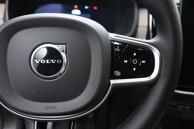 Used 2026 Volvo XC90 B6 Ultra w/ Protection Package Premier AWD/4WD image 14