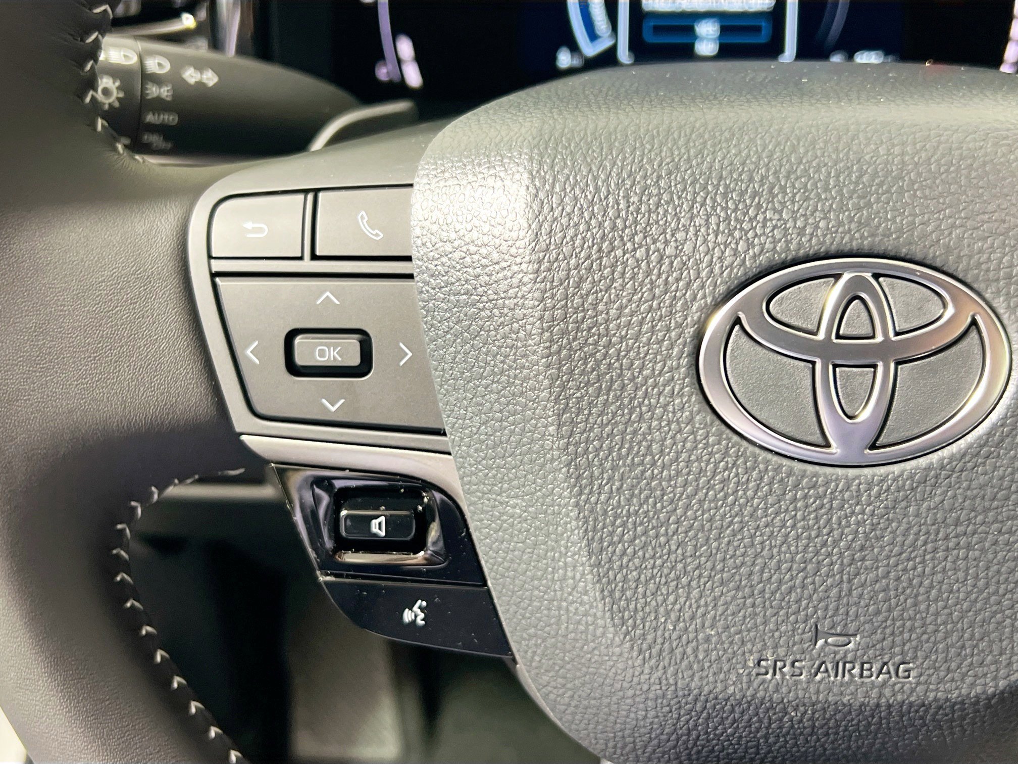 New 2026 Toyota Camry SE image 18