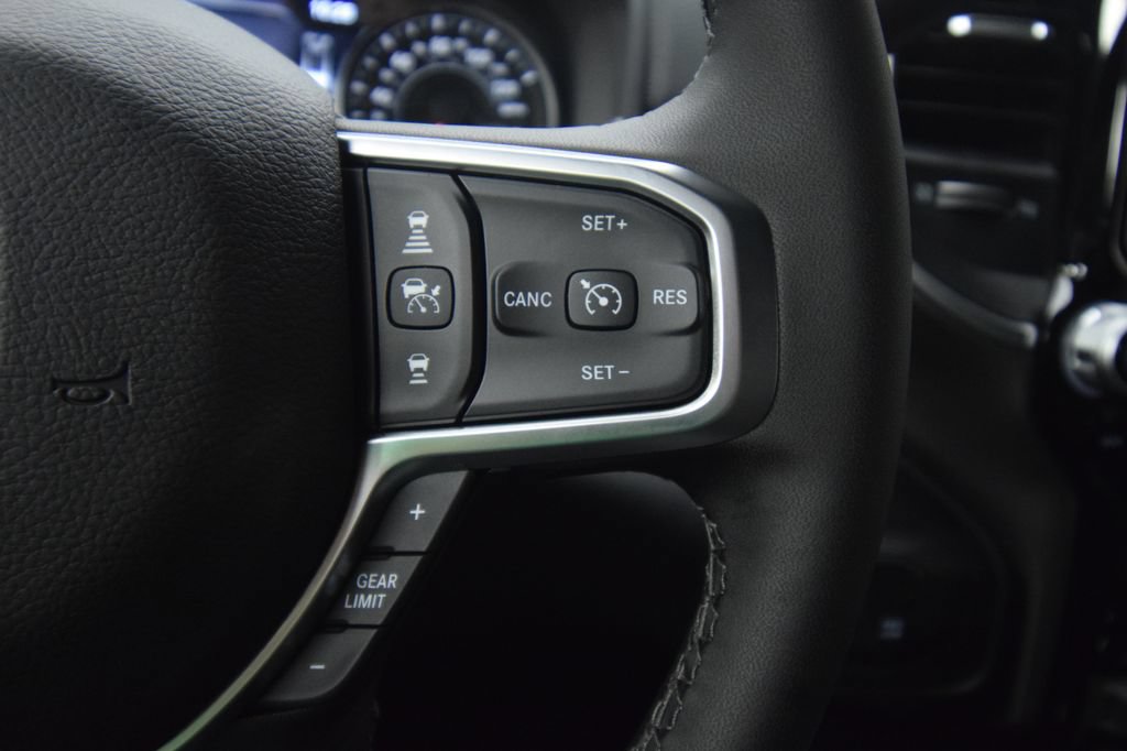 New 2026 RAM 2500 Big Horn AWD/4WD image 27