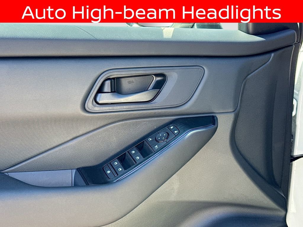 Certified 2026 Nissan Rogue S FWD image 18