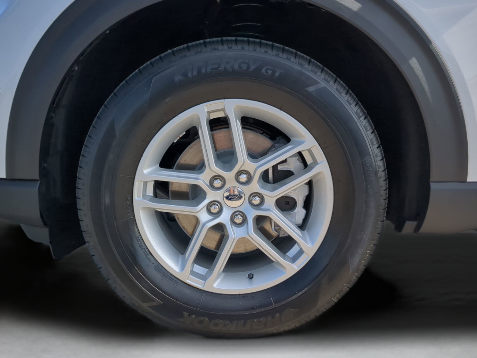 New 2026 Ford Explorer Active RWD image 72