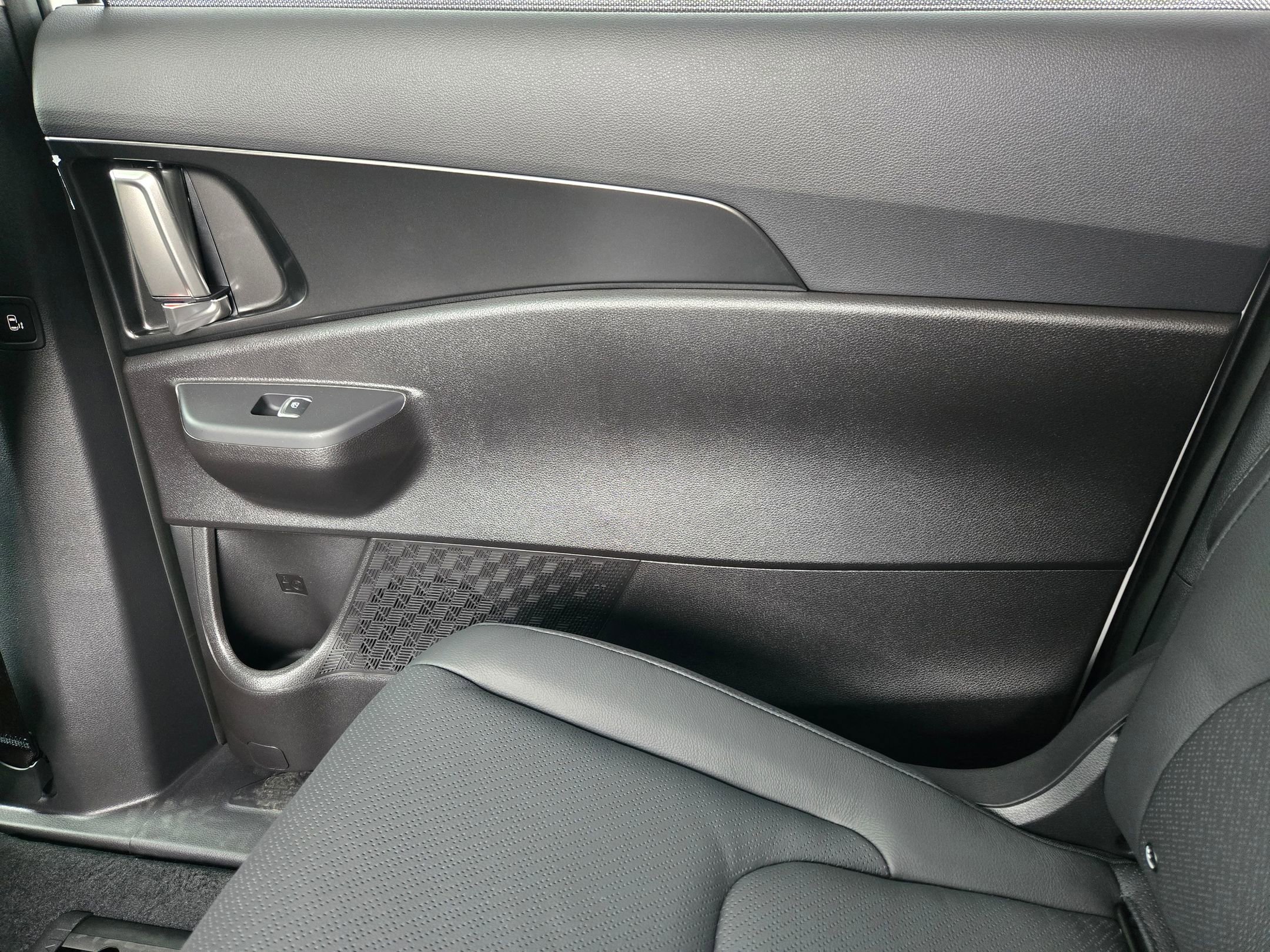 New 2026 Kia Carnival SX Prestige FWD image 33