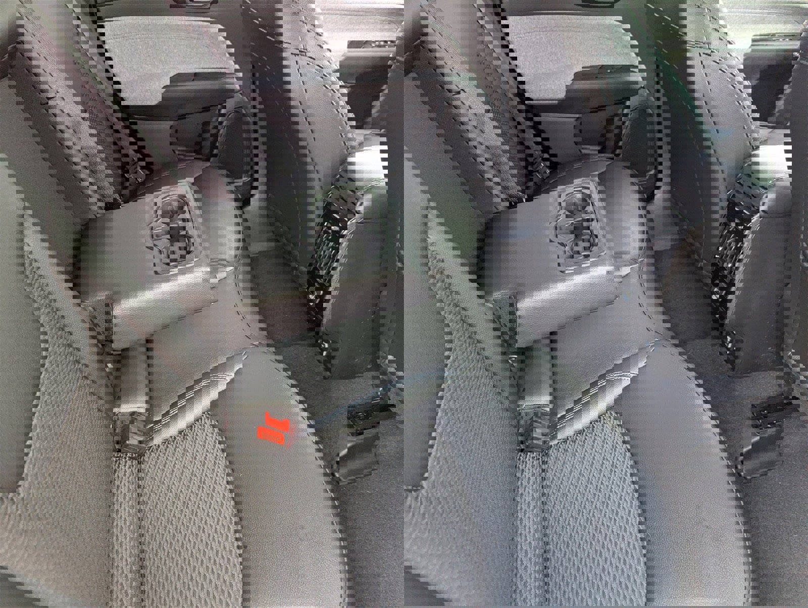 Used 2025 Jeep Compass Latitude image 13