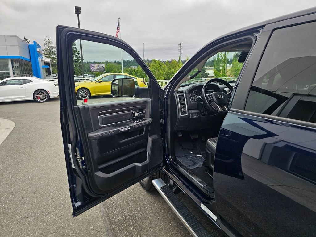 Used 2015 RAM 3500 Laramie Longhorn AWD/4WD image 21