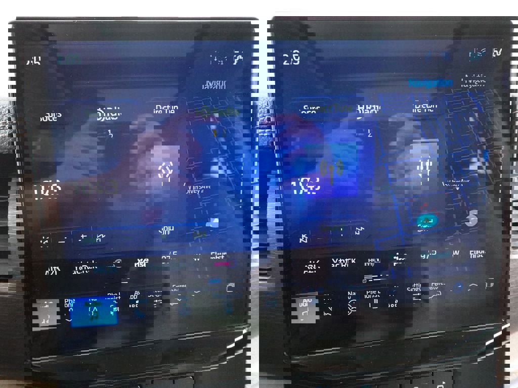 Certified 2024 Ford Expedition Limited image 8