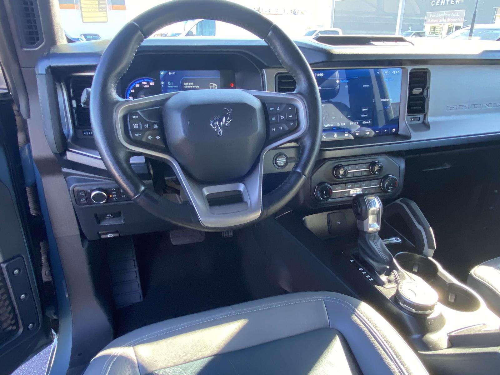 Used 2022 Ford Bronco Outer Banks image 10