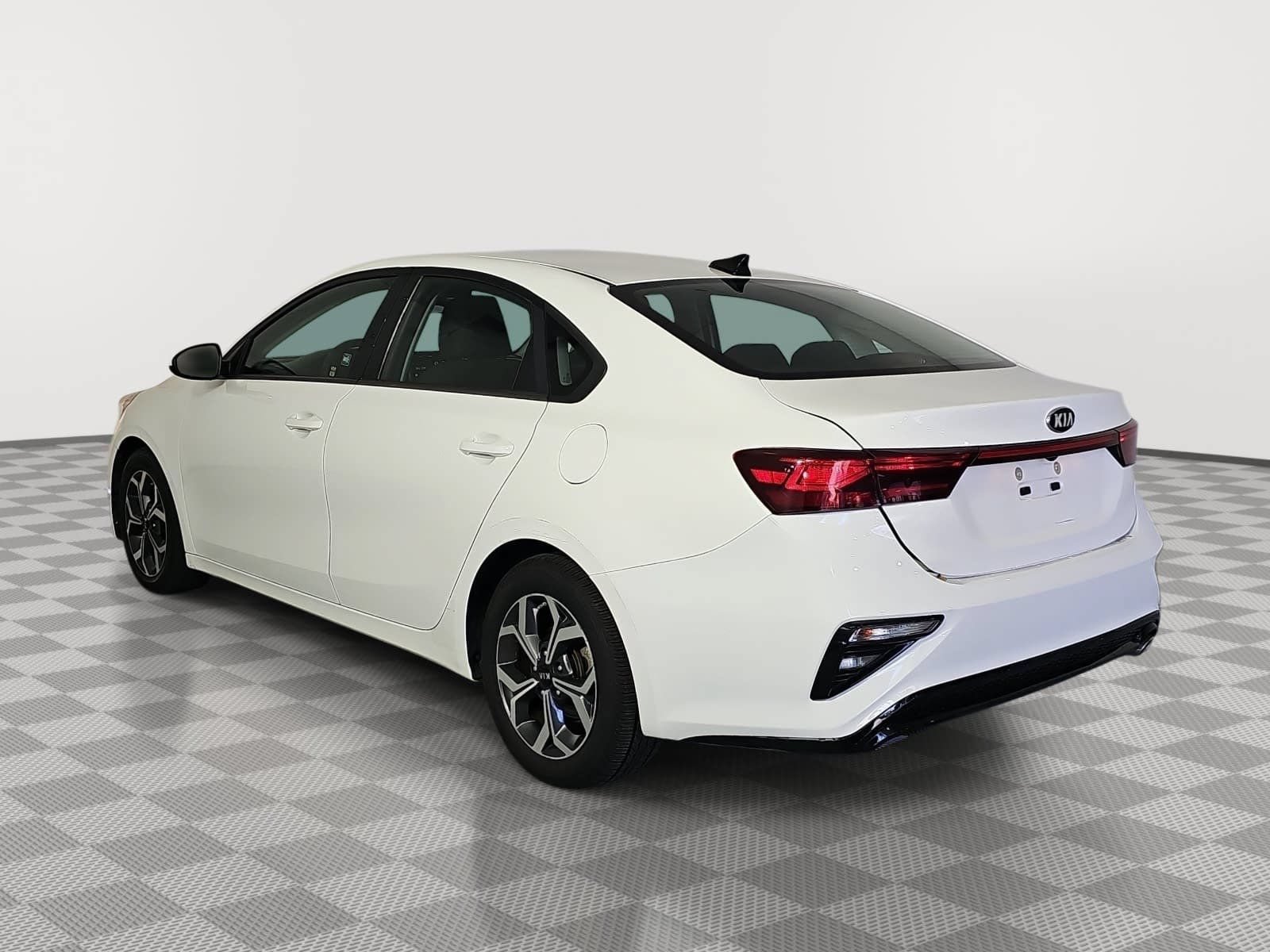 Used 2019 Kia Forte LXS FWD image 6
