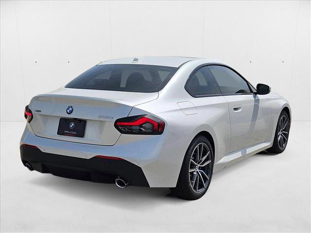 Used 2025 BMW 230i xDrive Coupe video 2